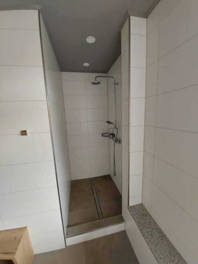 Ferienwohnung Nikolena ピルマゼンス エクステリア 写真
