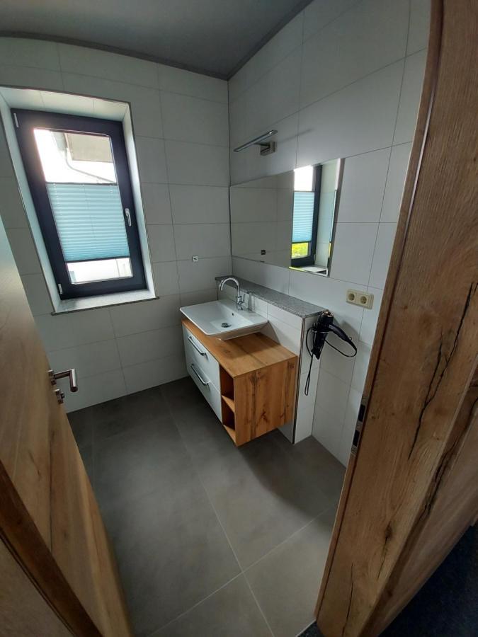 Ferienwohnung Nikolena ピルマゼンス エクステリア 写真
