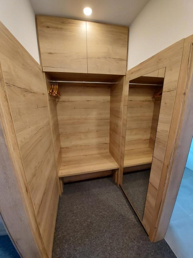 Ferienwohnung Nikolena ピルマゼンス エクステリア 写真